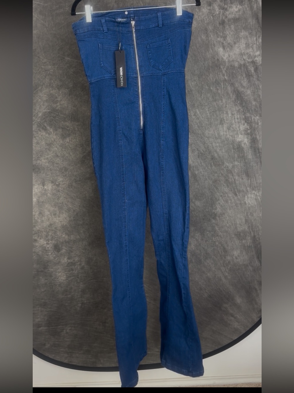 Fashion Nova Don’t Mention This Strapless Denim Flare Jumpsuit Medium NWT - Picture 3 of 4